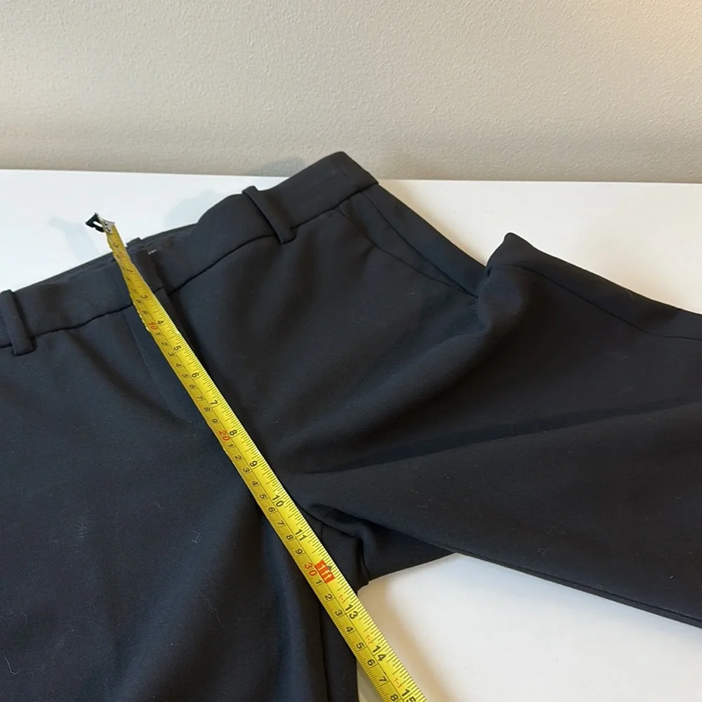 J Crew Black High Rise Crop Peyton Pant in Four Way Stretch EUC Size 4